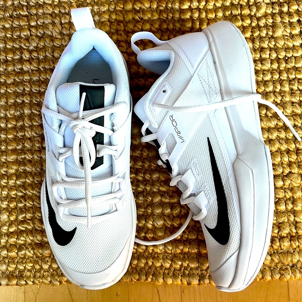 Nike Mens Vapor Lite HC Athletic Shoes White DC3432-125 Tennis Low Top Size 5